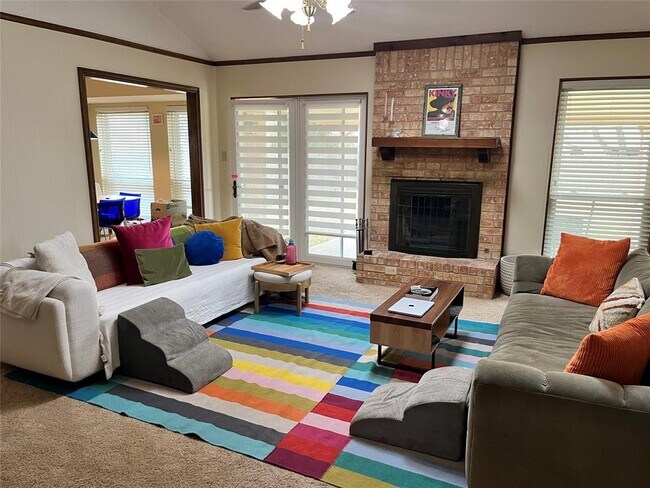 Building Photo - 11505 Charred Oak Dr