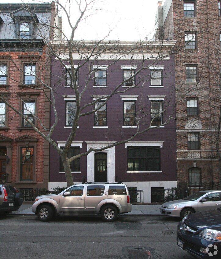 Building Photo - 82 Remsen St