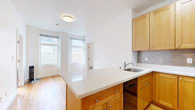 Building Photo - 1106 Bush St