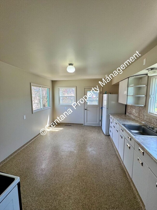 Foto del edificio - One bed One bathroom on the flats