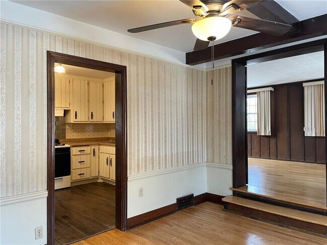 Building Photo - 207 Elizabeth St