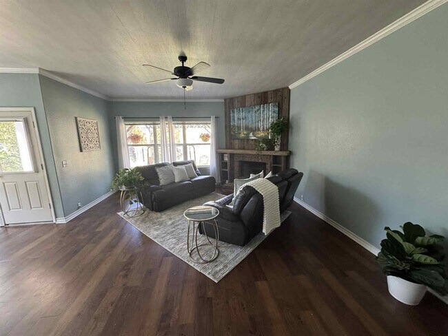 Building Photo - 20804 Silverbell Ln