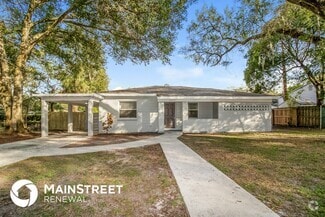 Building Photo - 6813 N 14th St