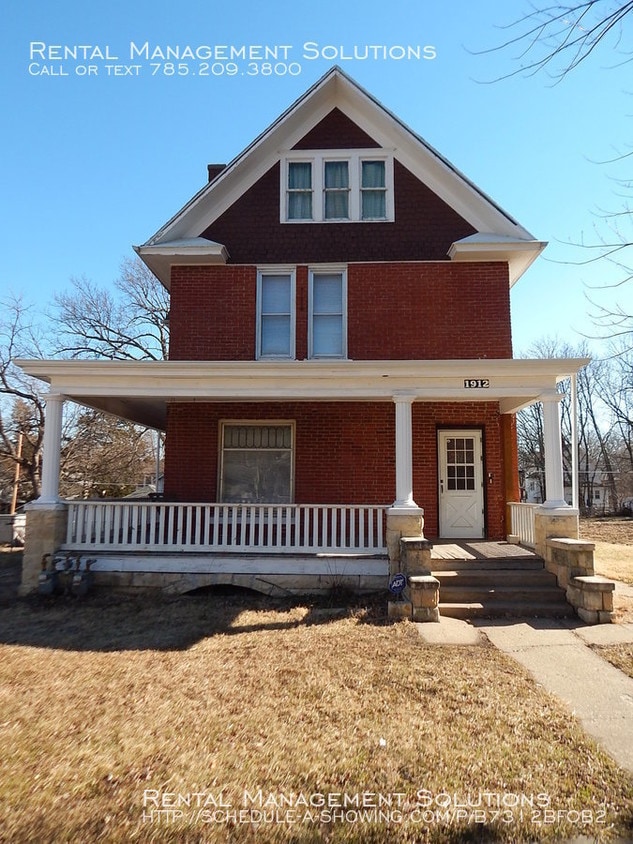 Primary Photo - 1912 SW Buchanan St. - 2 BR 1 Bath