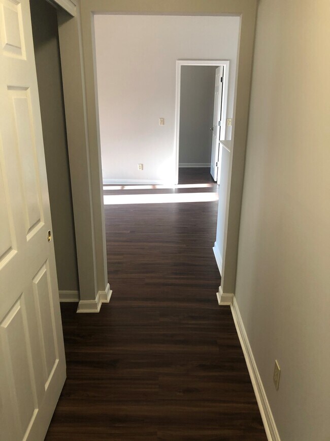 7319 Chatham Ct Unit H, West Chester, OH 45069 Condo for Rent in West