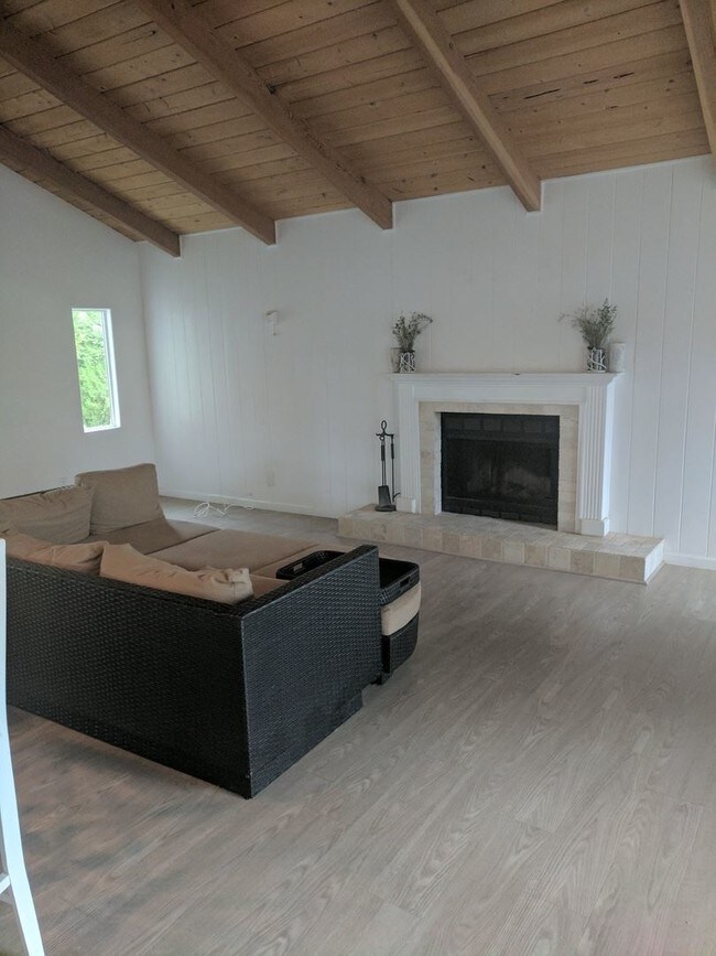 Foto del edificio - 3 br, 3 bath House - 30748 Saddleback Road