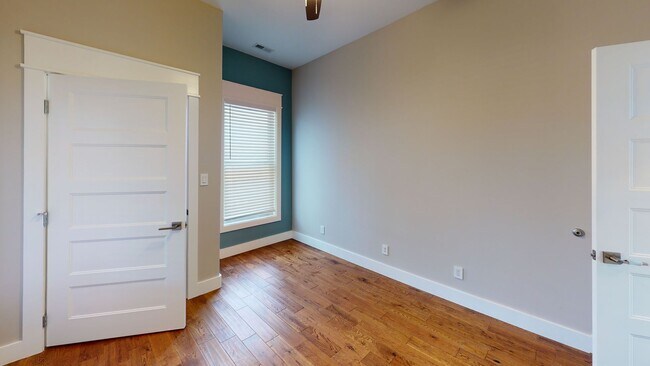 Building Photo - 1614 Forest Ave
