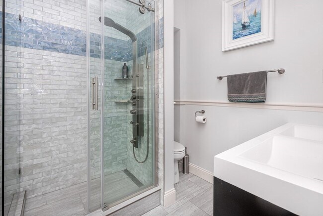 Foto del edificio - 15 Davis Ave