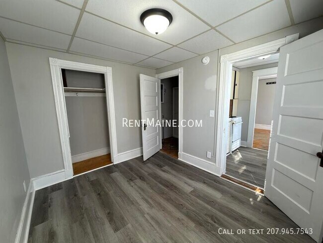 Foto del edificio - 9 Catell St