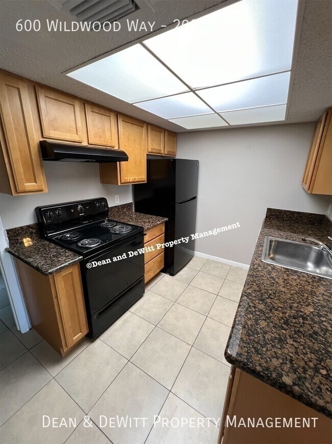 Foto del edificio - 600 Wildwood Way