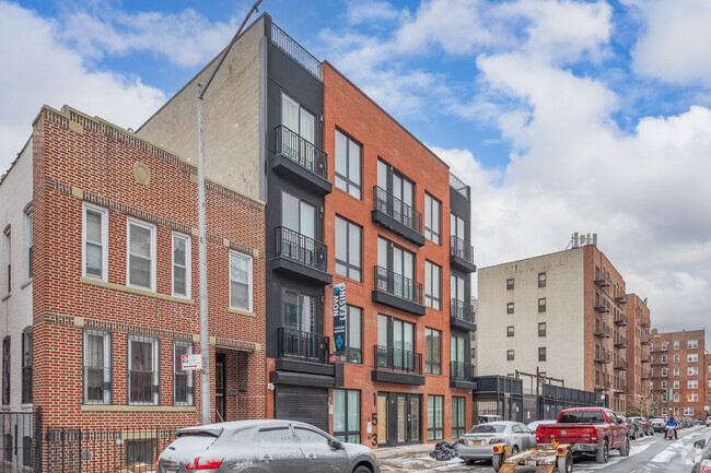 Building Photo - 157 Erasmus St