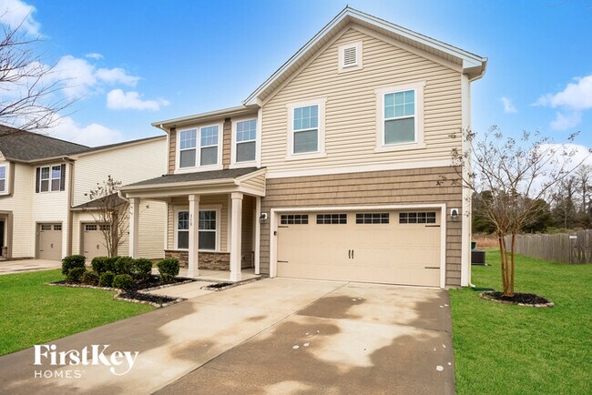 Building Photo - 310 Whispering Hills Dr