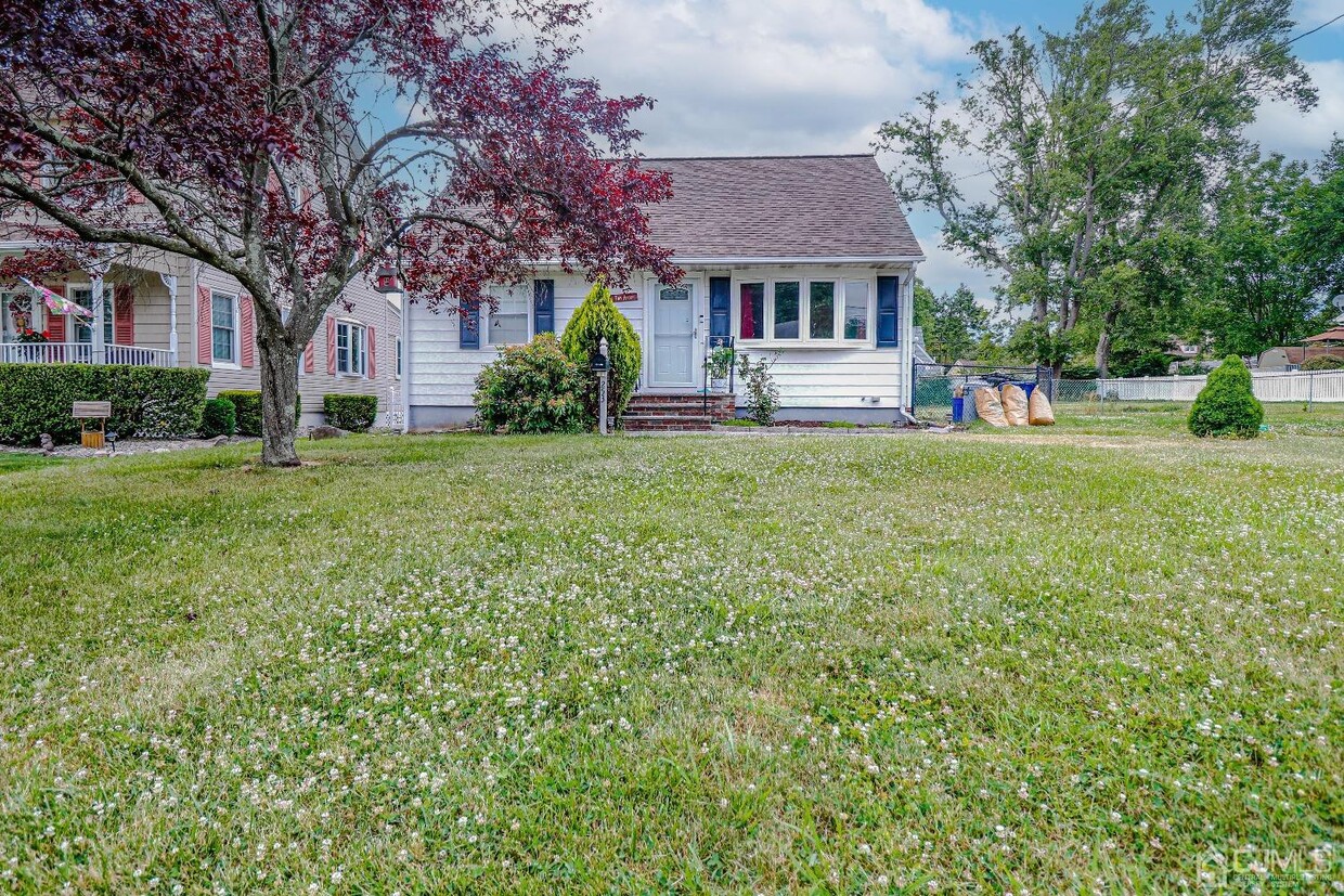 Primary Photo - 253 Fairmount Ave