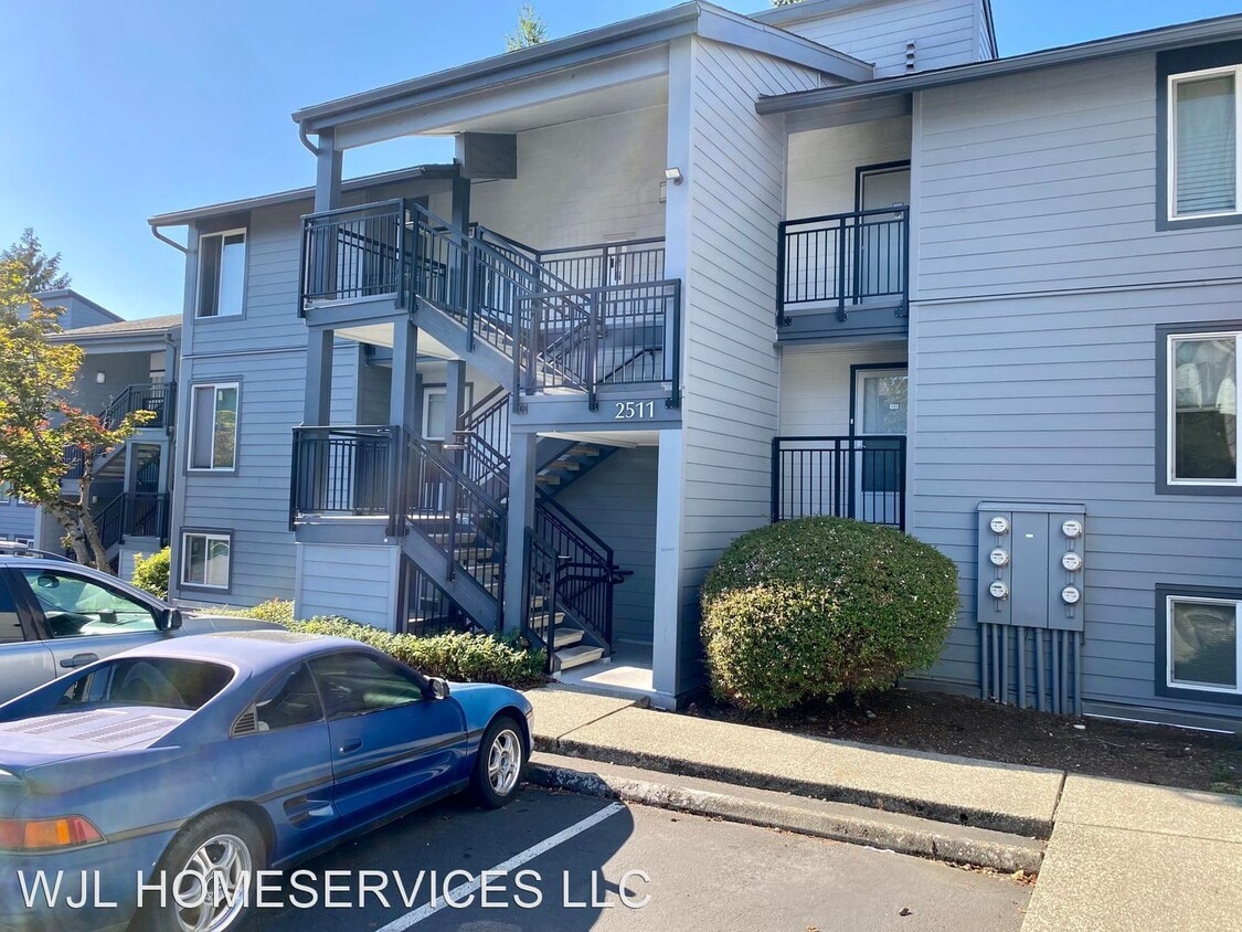 2511 NE 4th St, Renton, WA 98056 House Rental in Renton, WA