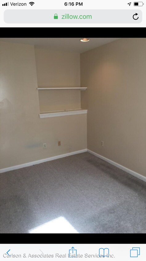 Building Photo - 1 br, 1 bath House - 2228 E carson st