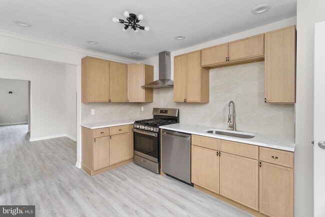 Foto del edificio - 12 6th Ave