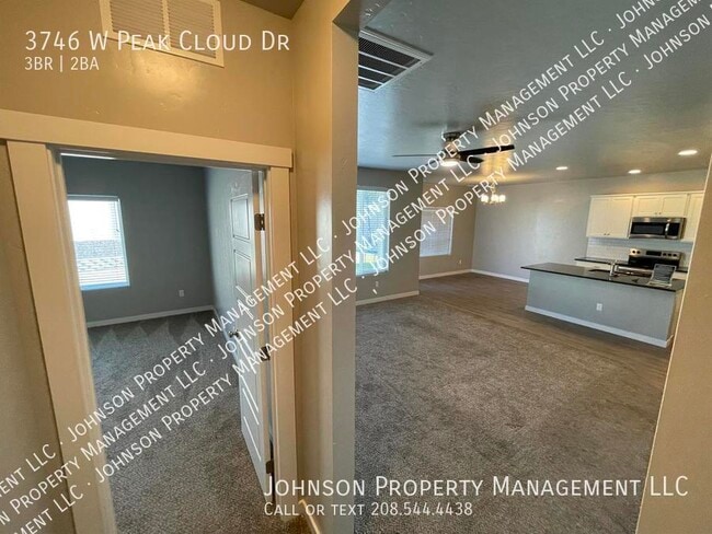 Foto del edificio - 3746 W Peak Cloud Dr