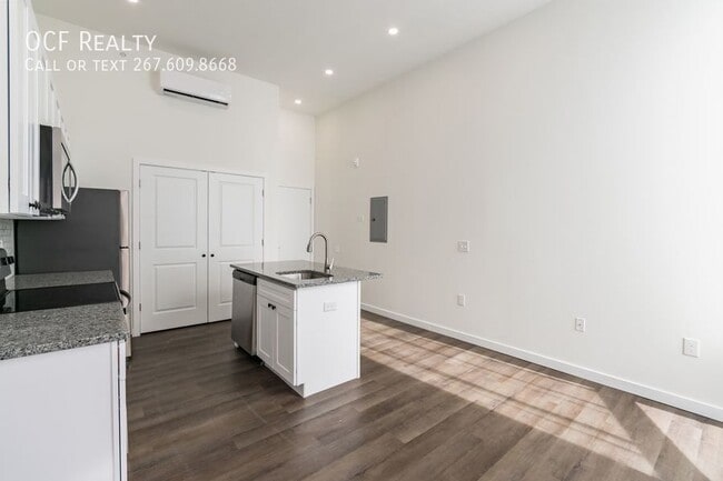 Foto del edificio - 5303 Chester Ave