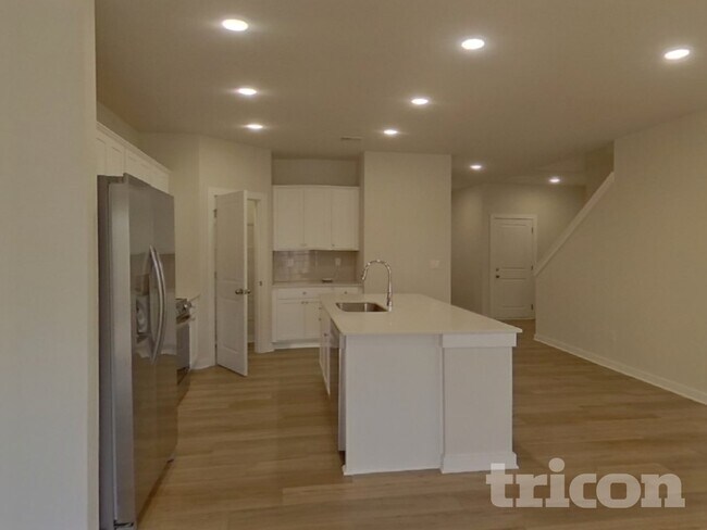 Building Photo - 2508 Blue Sky Mdws Dr