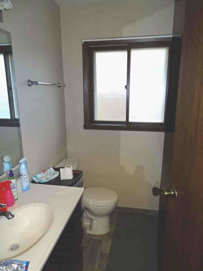 S70W14949 Cornell Cir, Muskego, WI 53150 Townhome Rentals in Muskego