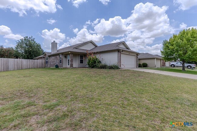 Foto del edificio - 4703 Stonehaven Dr