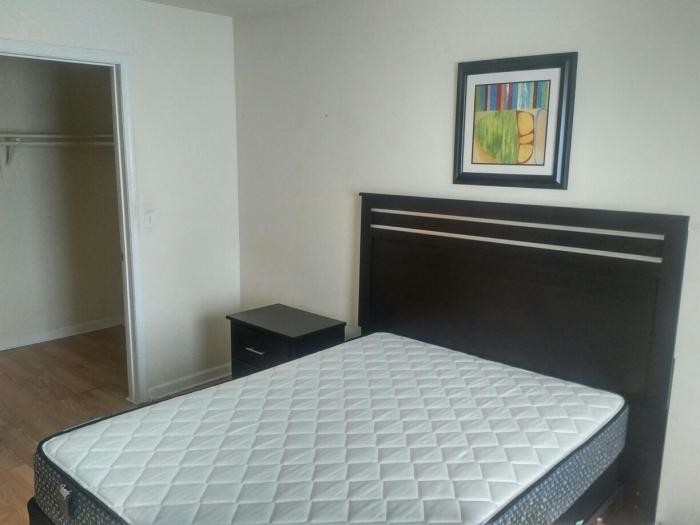 Primary Photo - 5 bedroom in Newark NJ 07103