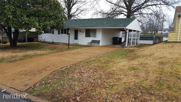 Building Photo - 852 Weedel Dr