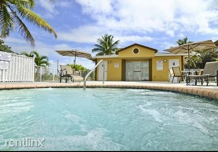 Foto principal - 1450 SW 11th Way