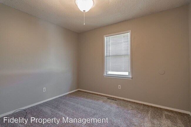 Foto del edificio - 3 br, 1 bath House - 1007 E. Pythian