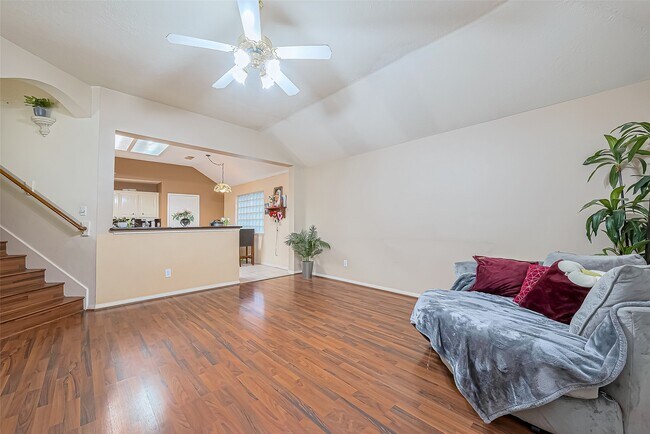 Foto del edificio - 10323 Emerald Pine Dr