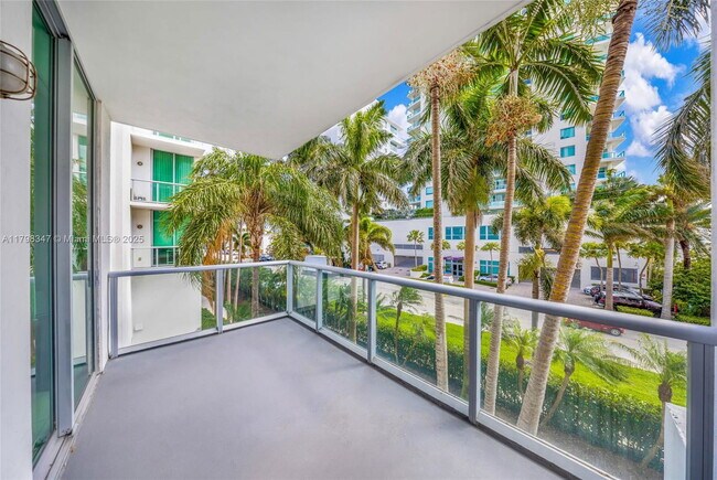 Foto del edificio - 7928 East Dr