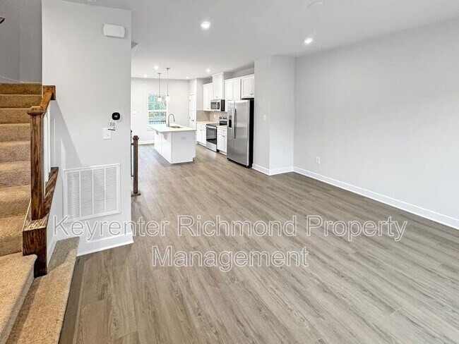 Building Photo - 1025 Arborway Ln