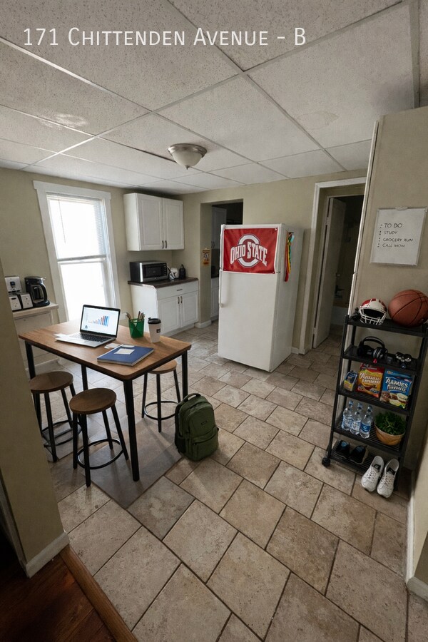 Foto del edificio - 171 Chittenden Ave