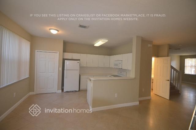 Foto del edificio - 7732 NW 114th Pl