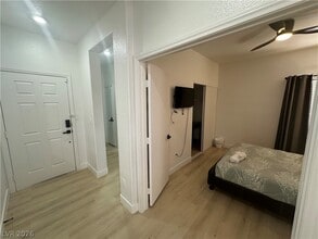 Building Photo - 9825 Garamound Ave