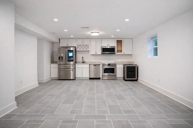 Foto del edificio - 1633 Kalmia Rd NW