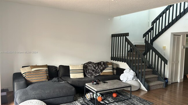 Building Photo - 11827 SW 99th St