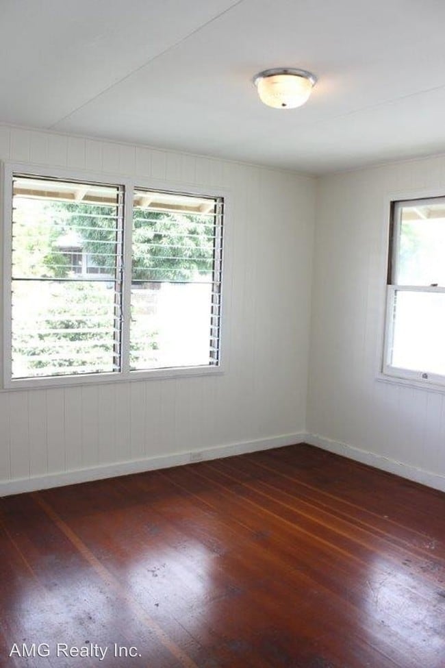 Building Photo - 3 br, 2 bath Apartment - 3217 Mokihana St.