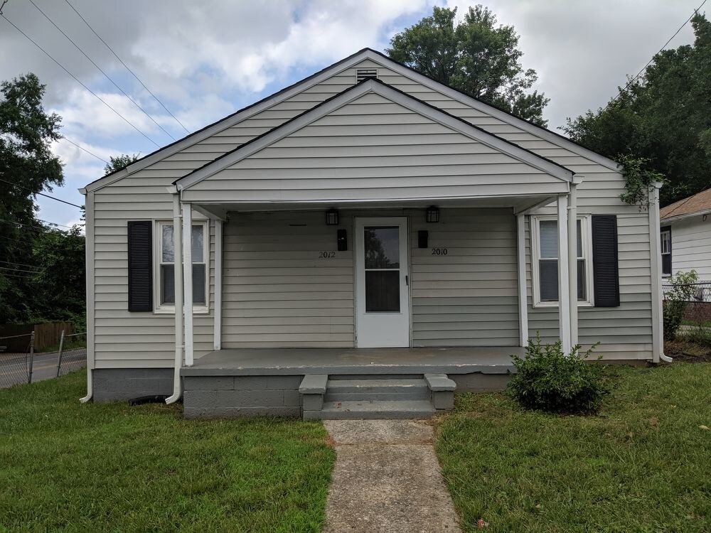 Budget Friendly One bedroom Duplex Apartment for Rent in Greensboro