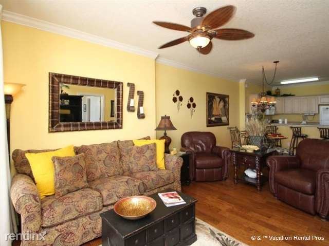 Foto del edificio - 17545 Front Beach Rd