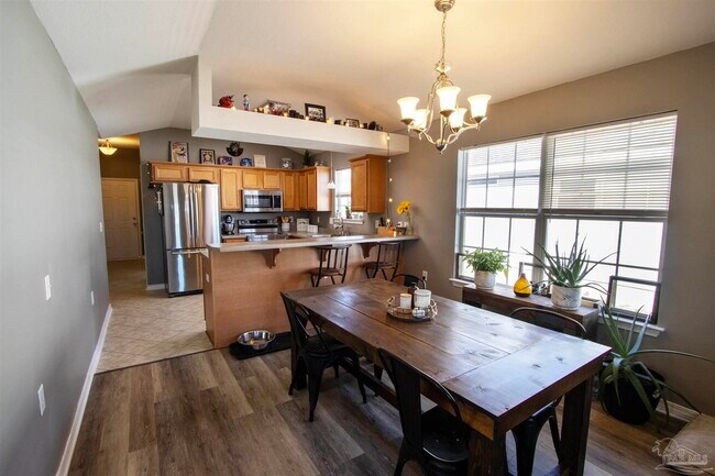 Foto del edificio - 5426 Fawn Ridge Dr