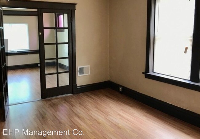 Foto del edificio - 4242 Dewey Ave
