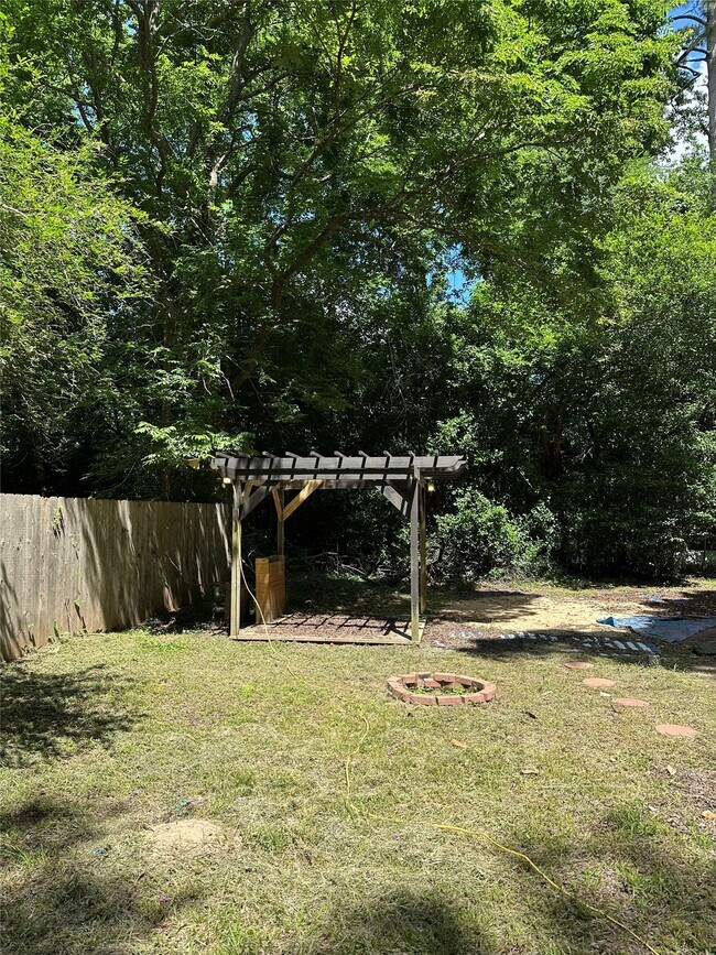 Building Photo - 13820 FM 787