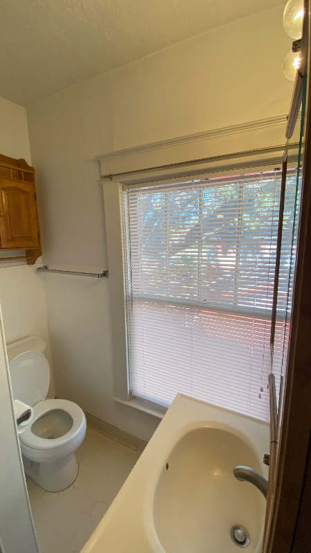 Photo - 203 N Dillard St Apartment