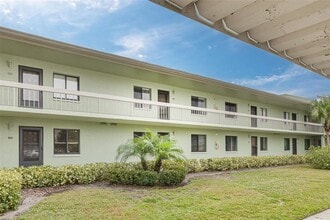 Building Photo - 218 Caryl Way