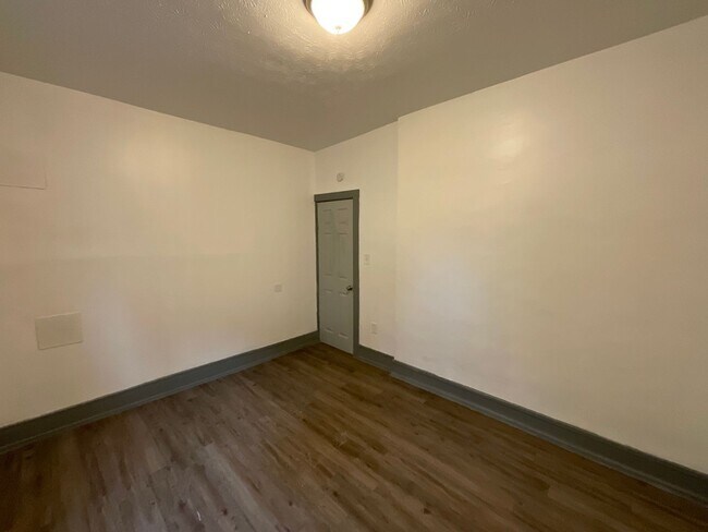 Building Photo - 2829 East 116th Street