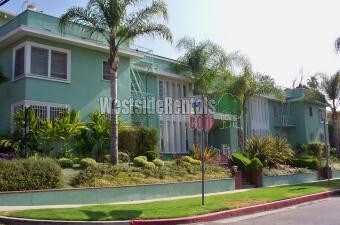 NA - 8017 Selma Ave