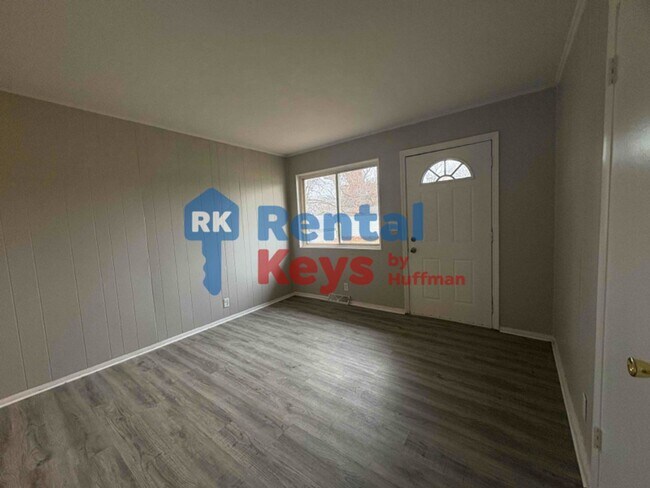 Foto del edificio - Three Bedroom Duplex
