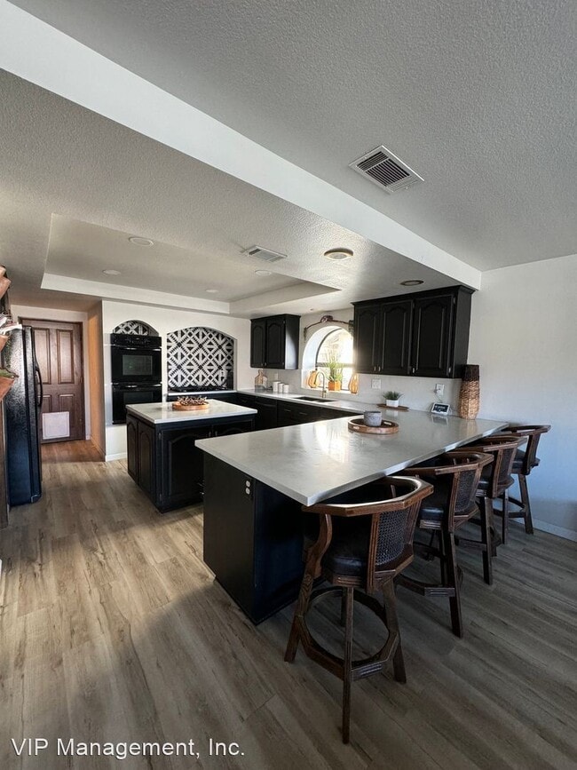 Building Photo - 4 br, 2.5 bath House - 13555 Pyramid Dr