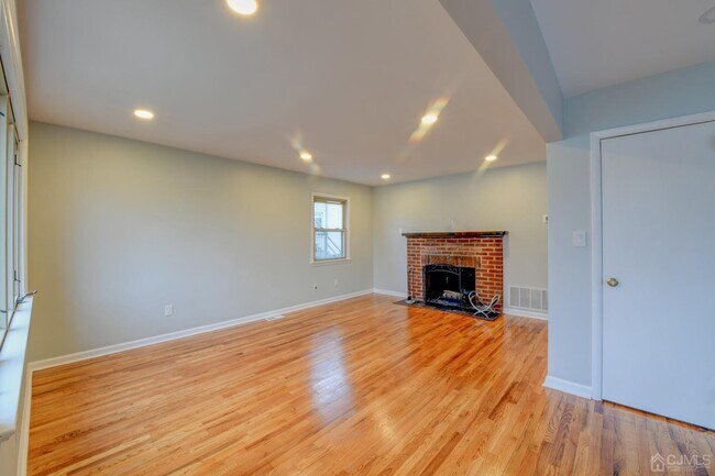 Foto del edificio - 157 Cooper Ave